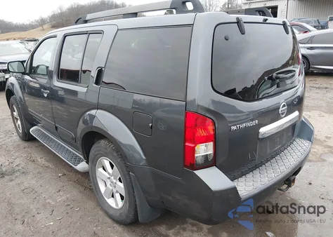 2011 Nissan Pathfinder Sv z USA, uszkodzony, nr VIN 5N1AR1NB8BC611885